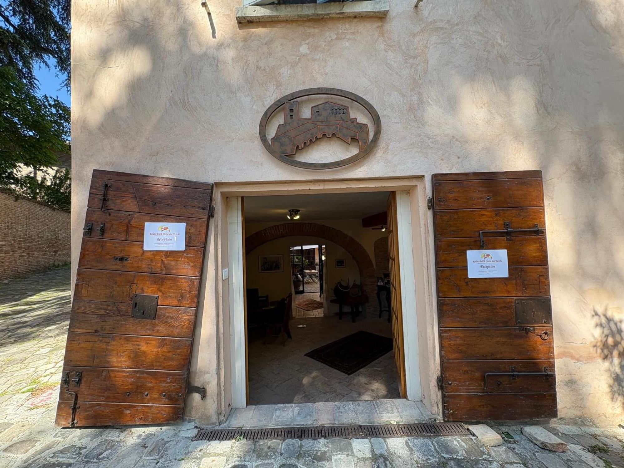 Relais B&B Corte Dei Turchi Longiano Екстер'єр фото