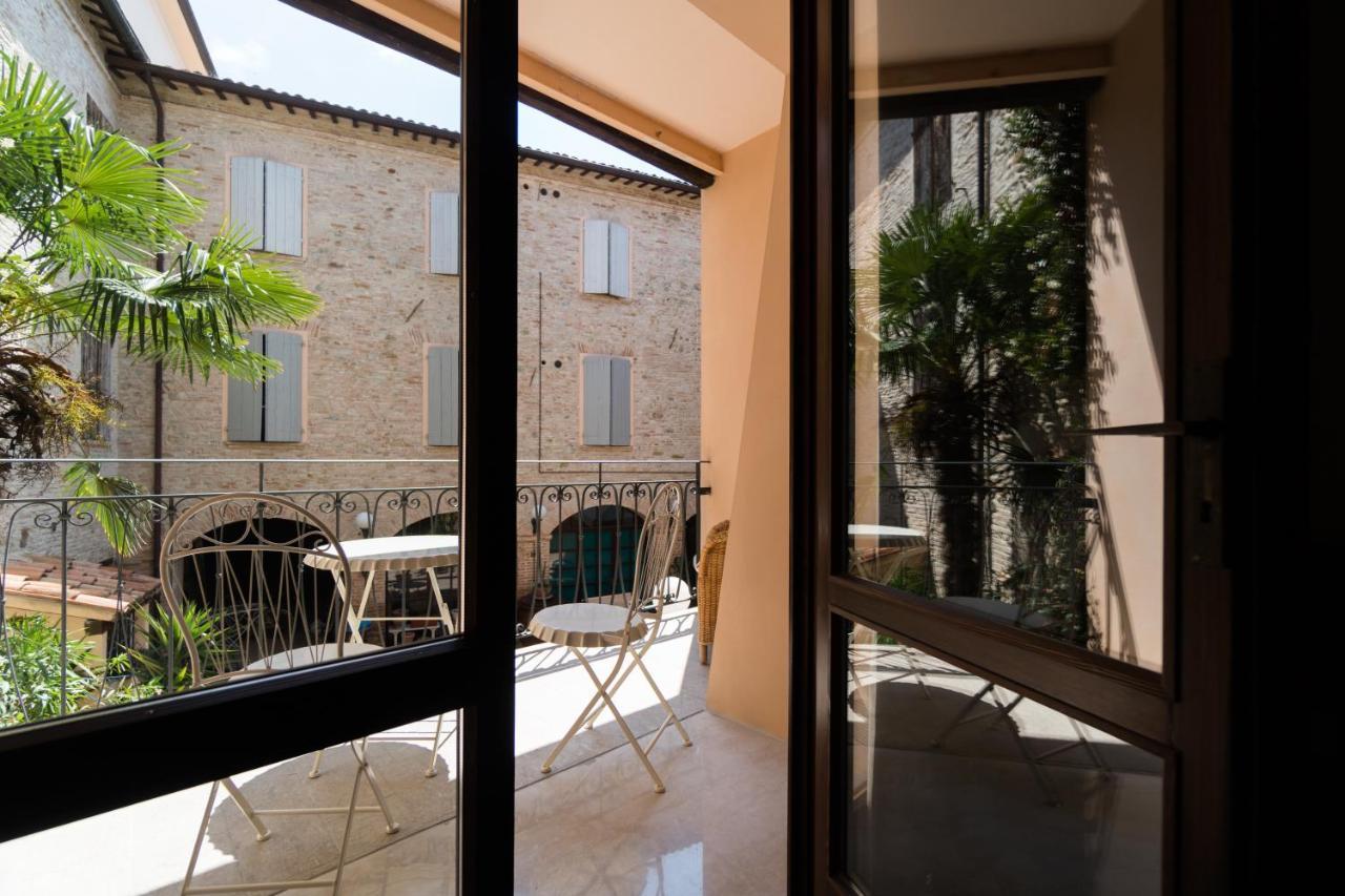 Relais B&B Corte Dei Turchi Longiano Екстер'єр фото